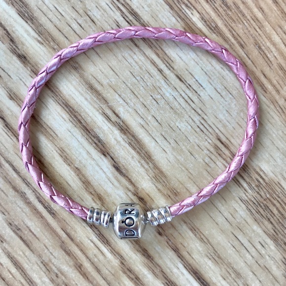 ๐ PANDORA Sterling Silver Pink Leather Bracelet 7 - Picture 4 of 7